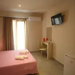Kontes Comfort 3* Páros