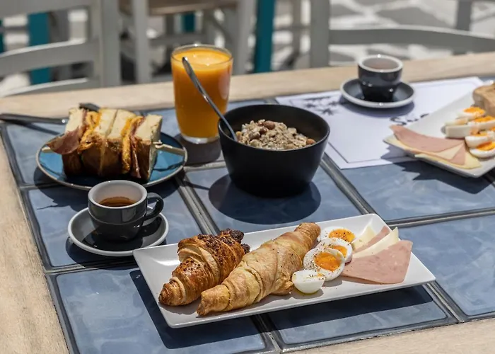 Kontes Comfort 3* Páros