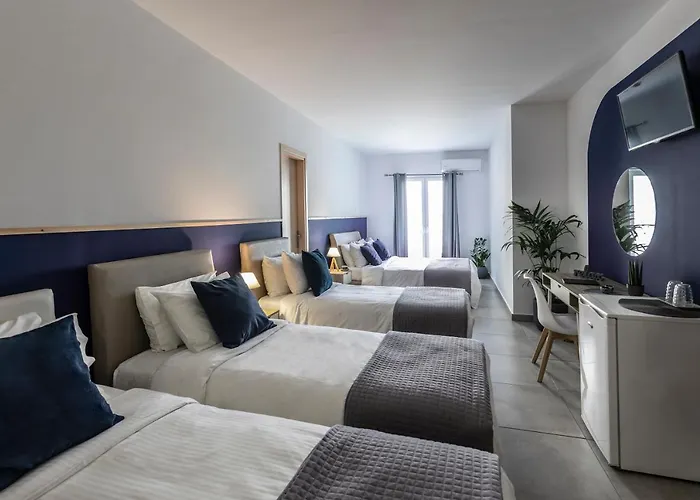 Hotel Kontes Comfort Páros