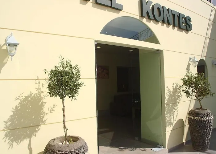 Hotel Kontes Comfort 3*