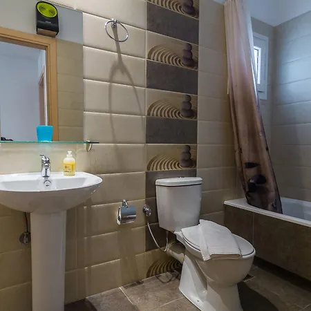 Kontes Comfort Ξενοδοχείο 3*