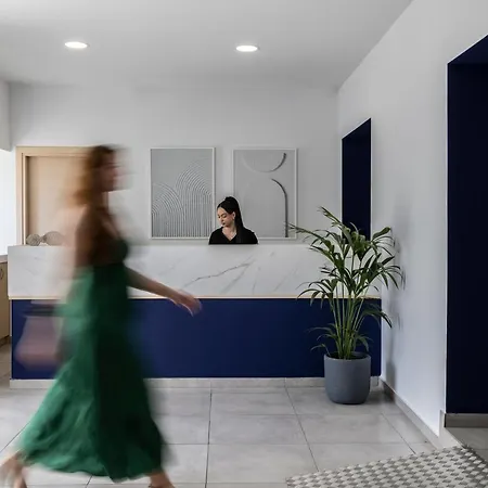 Kontes Comfort Szálloda 3*