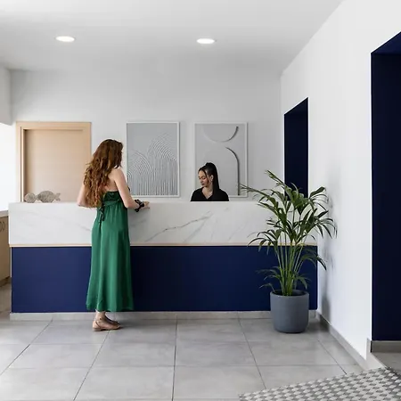 Ξενοδοχείο Kontes Comfort