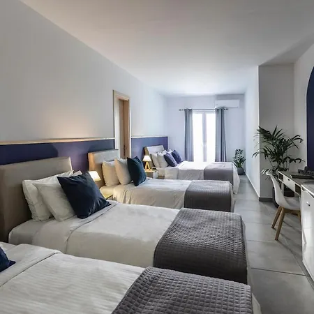 Hotell Kontes Comfort Páros