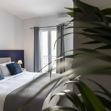 Kontes Comfort Ξενοδοχείο 3*
