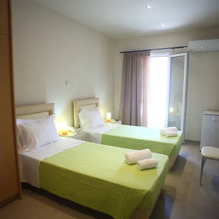Kontes Comfort Hotell Páros