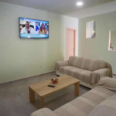 Kontes Comfort Ξενοδοχείο 3*