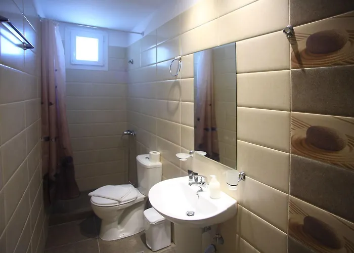 Kontes Comfort Hotell 3*