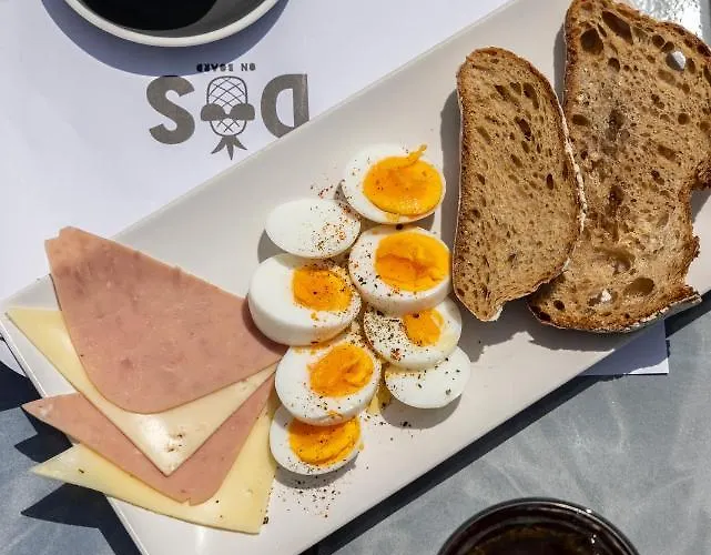 Kontes Comfort Hotell 3*