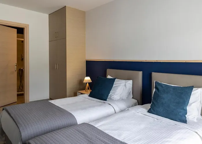 Kontes Comfort 3* Páros