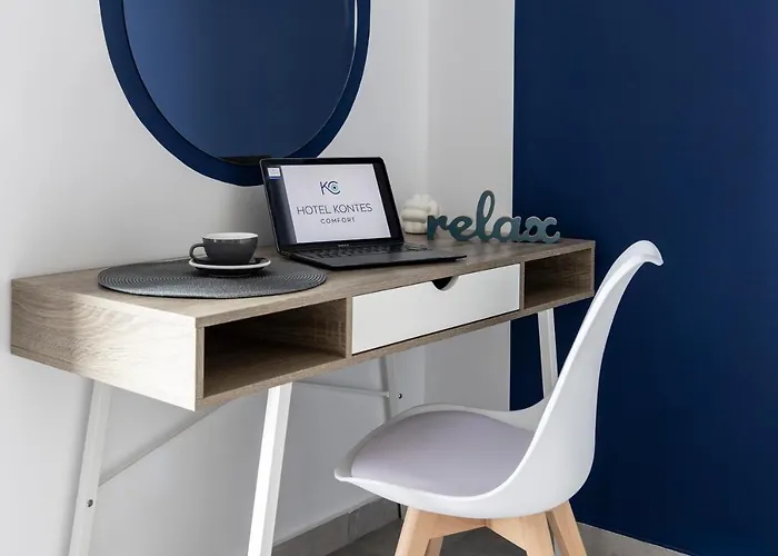 Hotel Kontes Comfort Páros