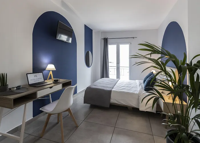 Kontes Comfort Hotell Páros