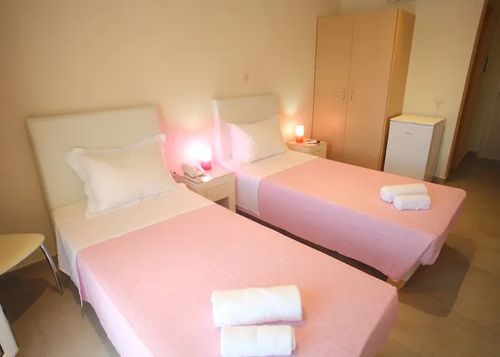 Kontes Comfort Hotell 3*